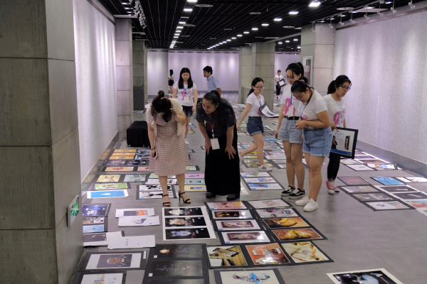 20170714153005569123.jpg 03-平面组评审现场.jpg